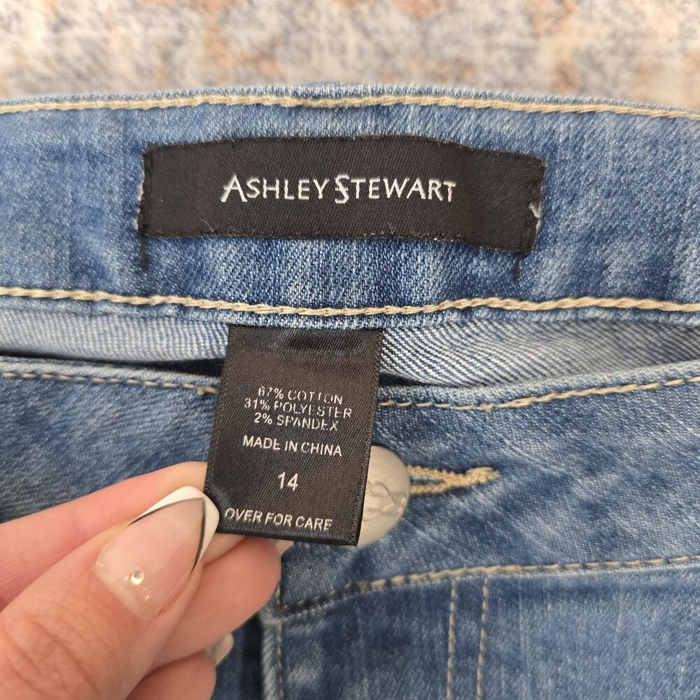 Ashley Stewart Jeans Womens 14 Blue Stretch Star Print Denim July 4th Patriotic - Picture 3 of 5